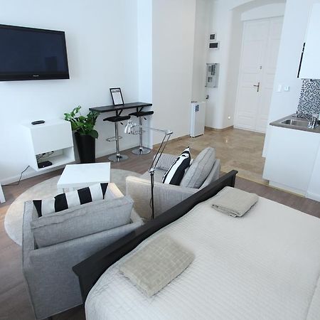 Pearl Apartment In The Center With City View 布达佩斯 外观 照片